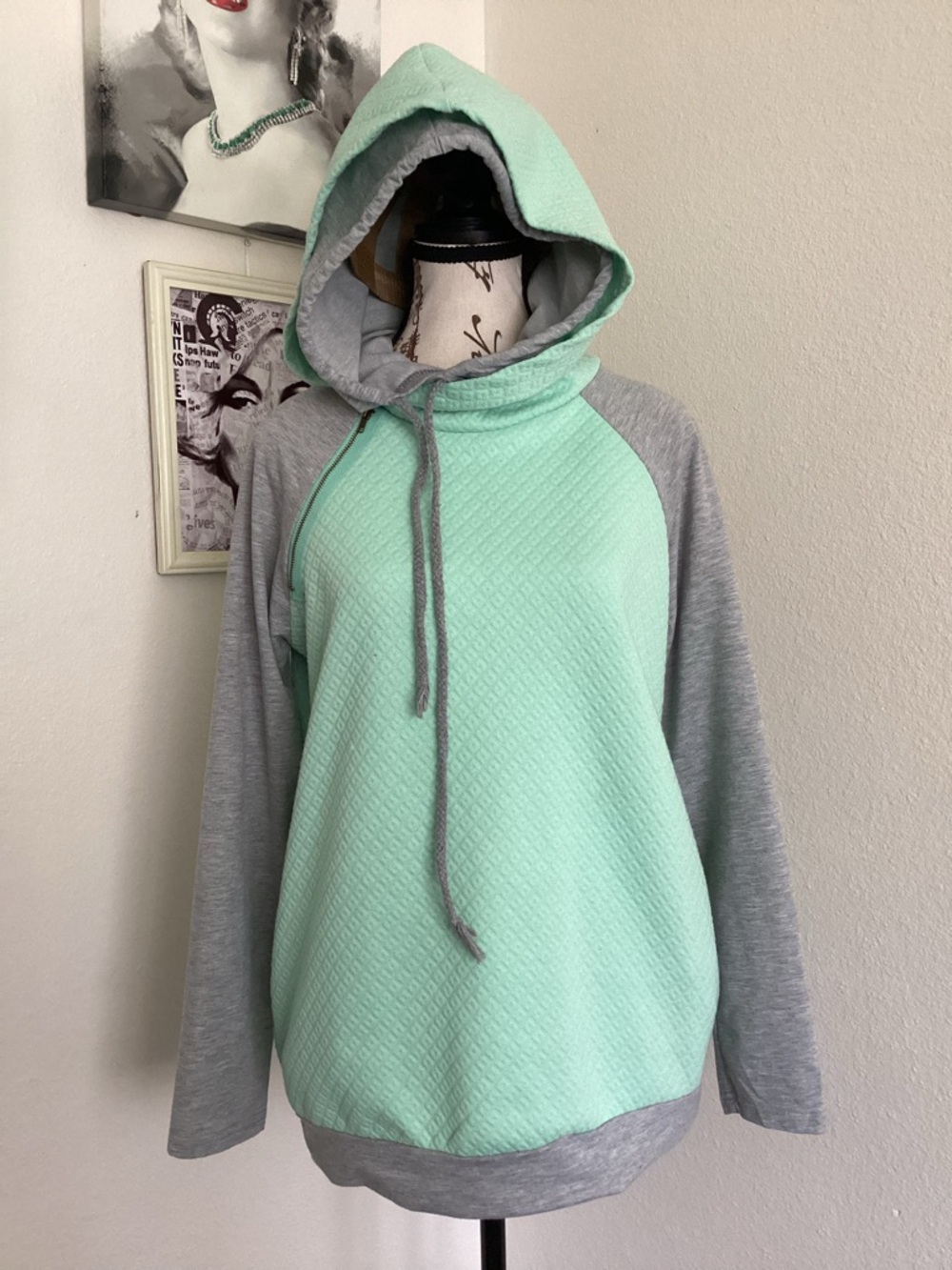 Mint Green Quilted Pullover Hoodie with Gray Accents